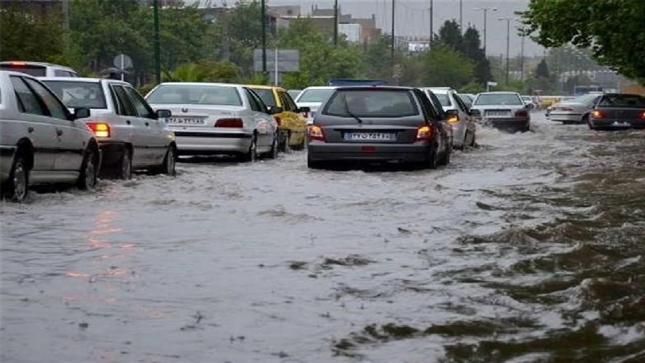 رفع مشکلات آبگرفتگی در سطح شهر سنندج