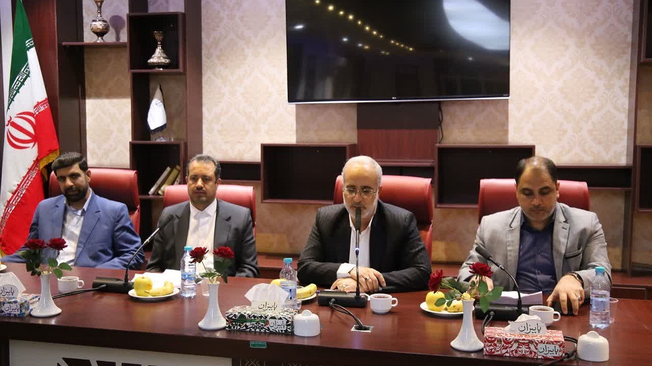 کسری حقوق دستگاه‌های اجرایی استان پرداخت شد