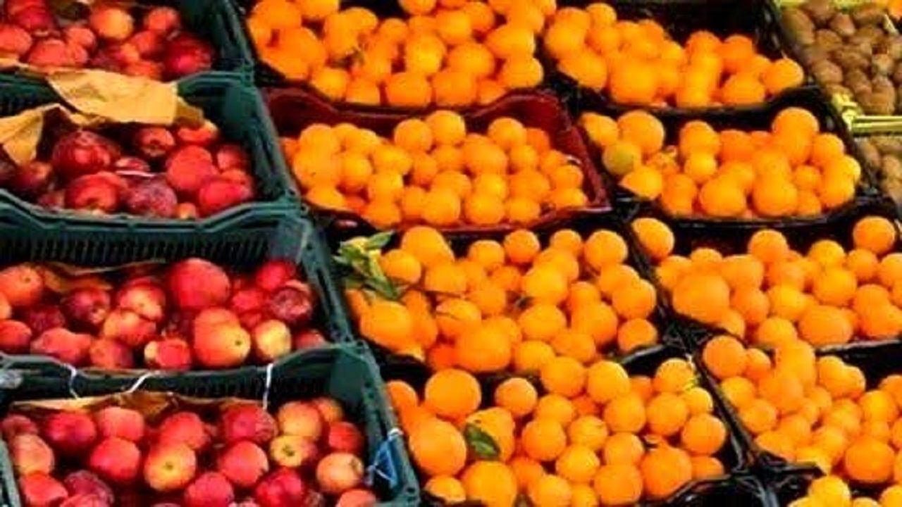 توزیع ۲۵ تن میوه شب عید در سامان