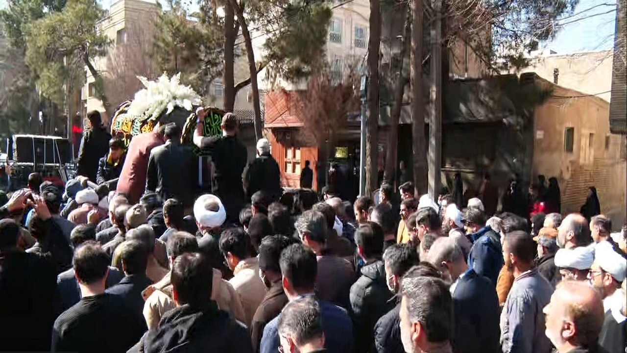 تشییع پیکر عالم ربانی آیت الله شوشتری در اصفهان