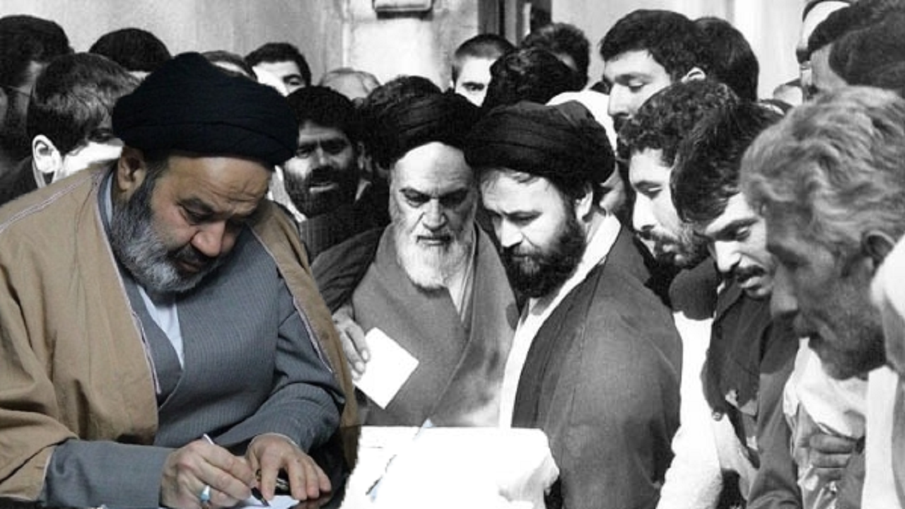 همگان از میراث خمینی کبیر صیانت کنند