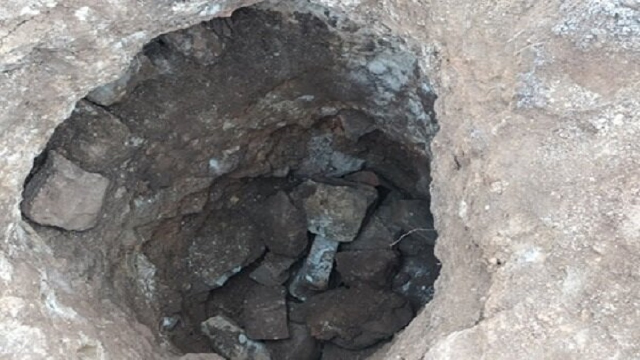 حفاری به‌قصد کشف آثار تاریخی در زیر یک مسجد در سنندج + تصویر