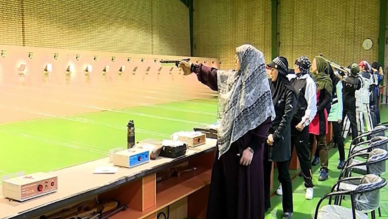 آغاز مسابقات تیراندازی بانوان جام خلیج فارس در بندرعباس