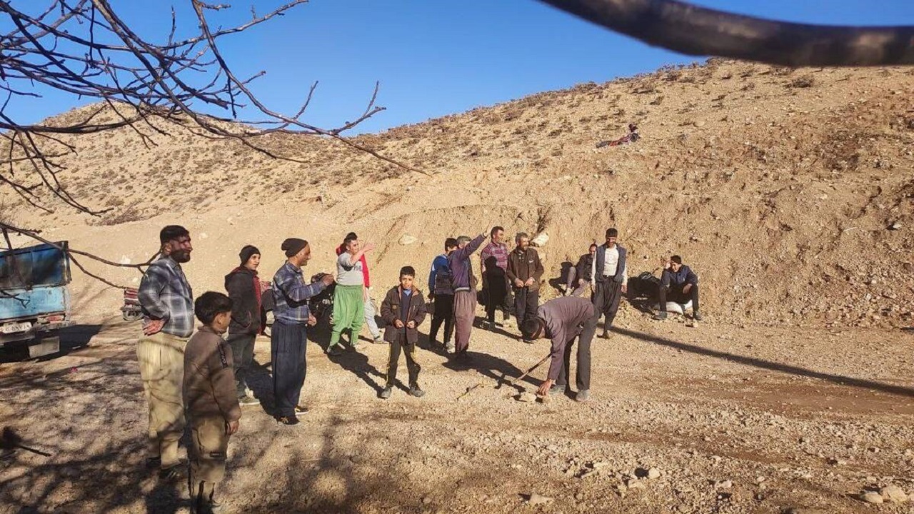 فیلمی از بازی محلی چیلینگ آغاجی در روستای توآباد قزوین