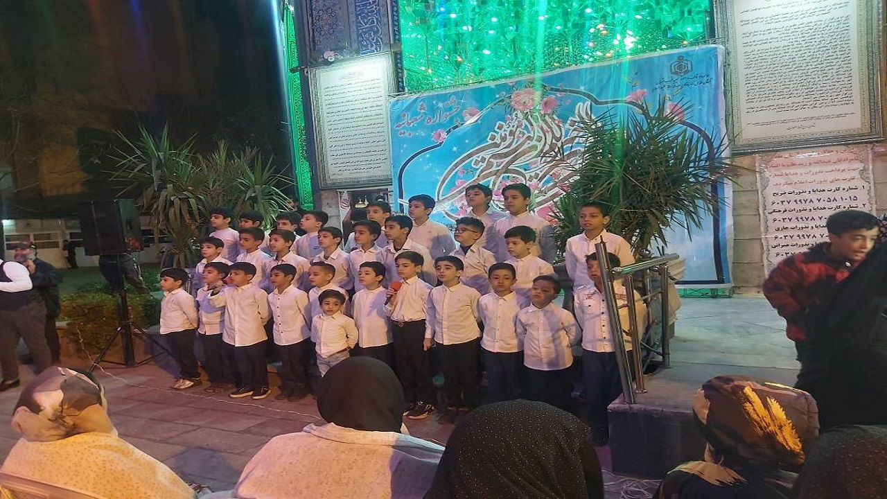 برگزاری مراسم جشن شب نیمه شعبان در امامزاده عبدالله (ع) + فیلم