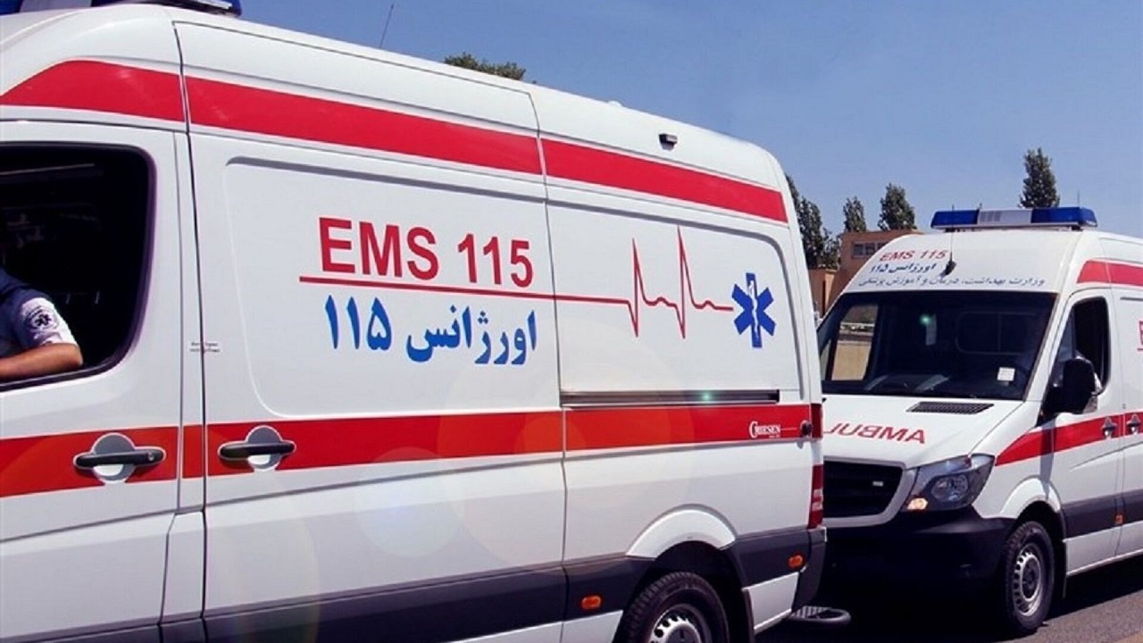 ۱۳ مصدوم در واژگونی اتوبوس مسافربری