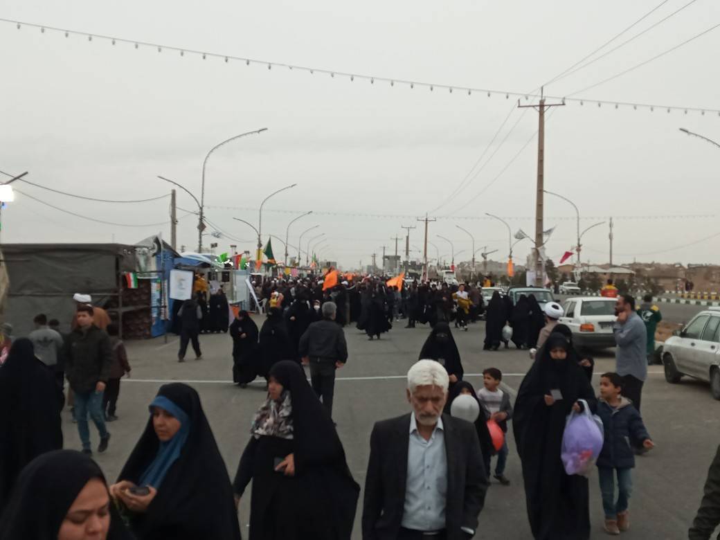 پیاده روی زائران
