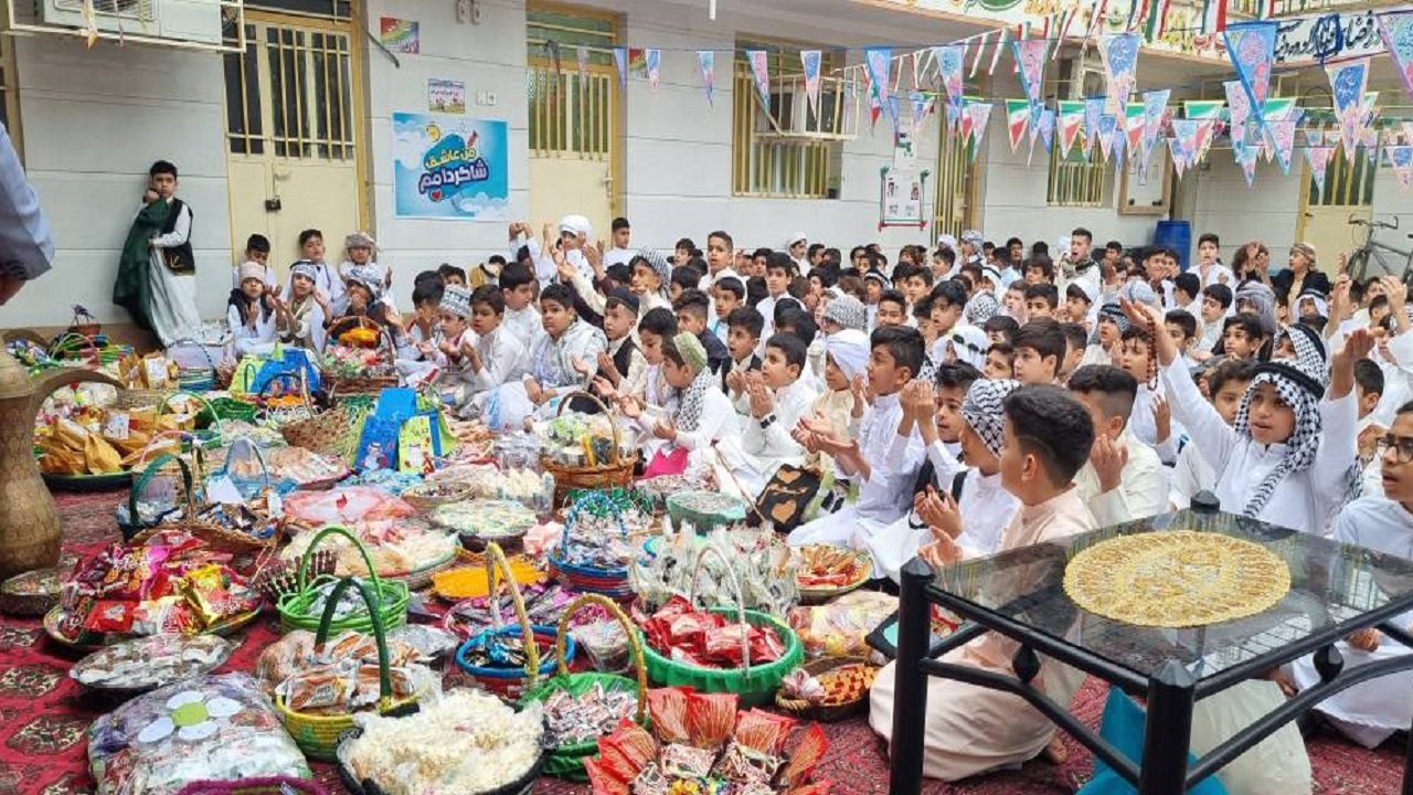 جشن میلاد منجی عالم بشریت در مدارس شادگان برگزار شد + تصاویر