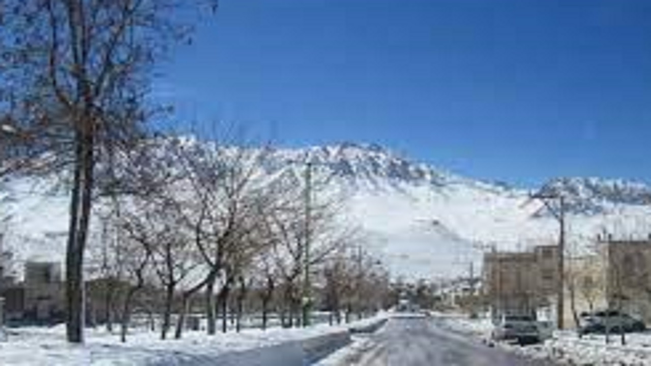 برف مناطق روستایی غرب خراسان رضوی را سپیدپوش کرد