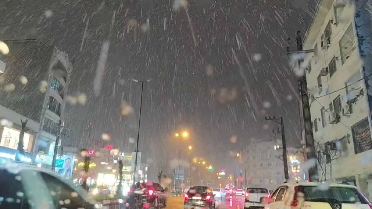 رشت سفیدپوش شد
