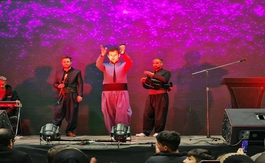 جشن بزرگ ایرانیان در سنندج + تصاویر