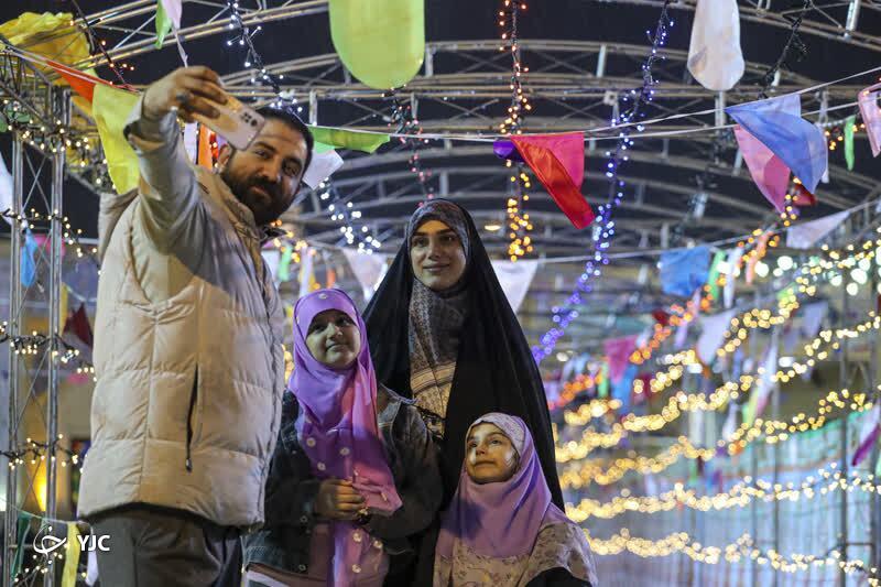 جشن ولادت باسعادت امام مهدی در حرم امین ولایت + تصاویر