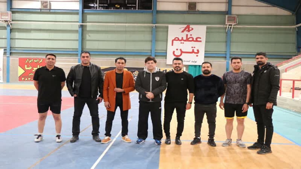 مربی شناخته شده در تمرینات اکسین رویت شد