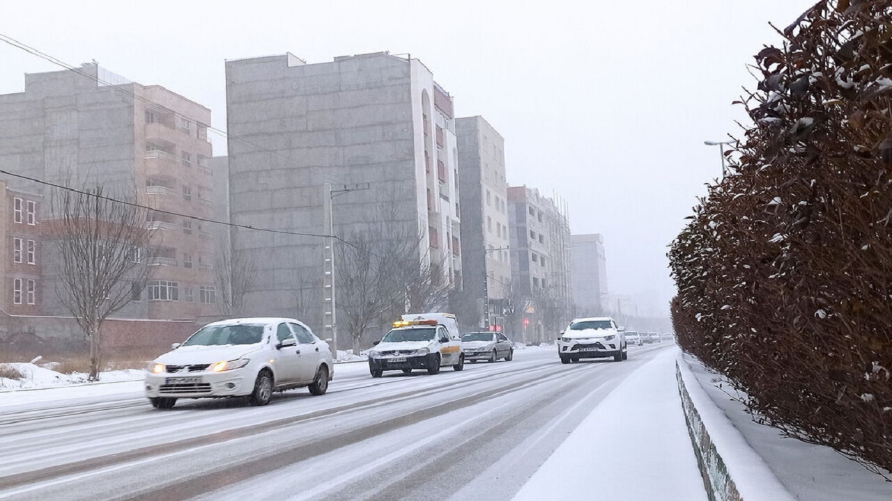 برودت دما و ادامه تعطیلی مدارس اردبیل