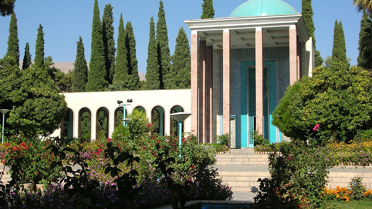 گلستان سعدی سرمشق نوباوگان سرزمین ایران است