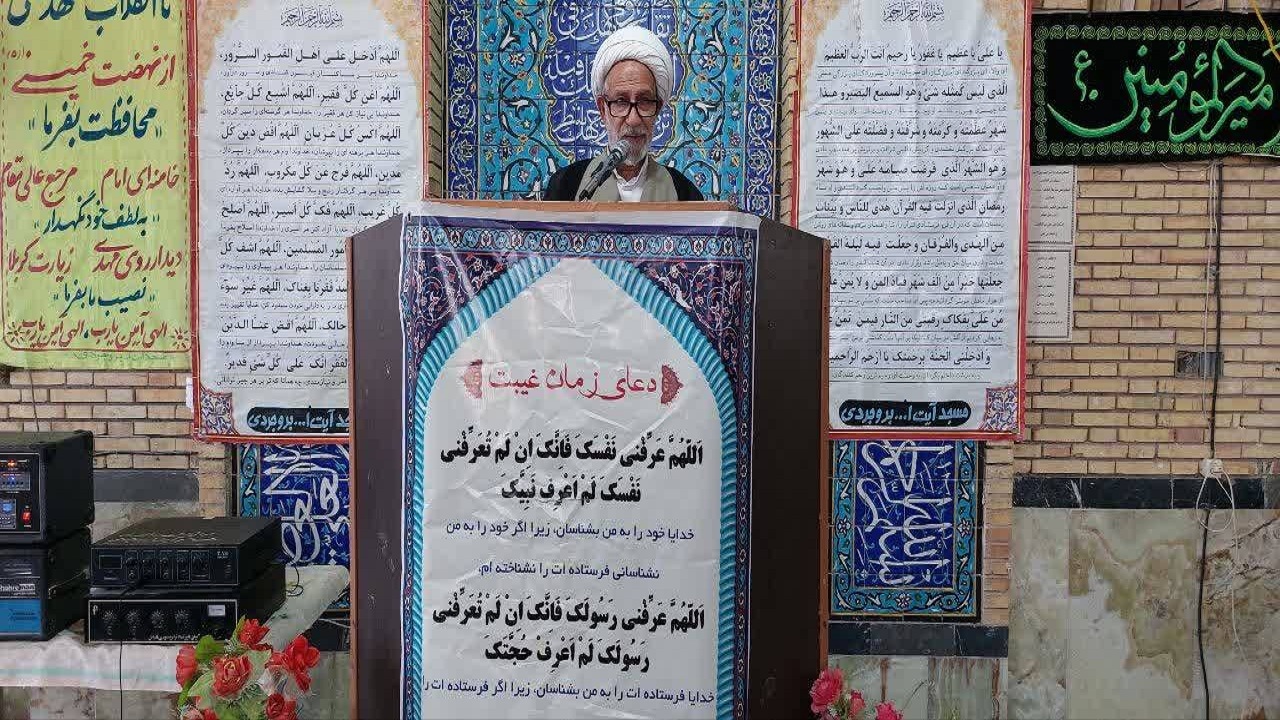 خطر دشمنان امروز کمتر از دشمنان زمان بنی امیه نیست