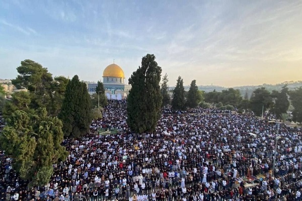 تصاویر هوایی از برگزاری نماز عید فطر در غزه