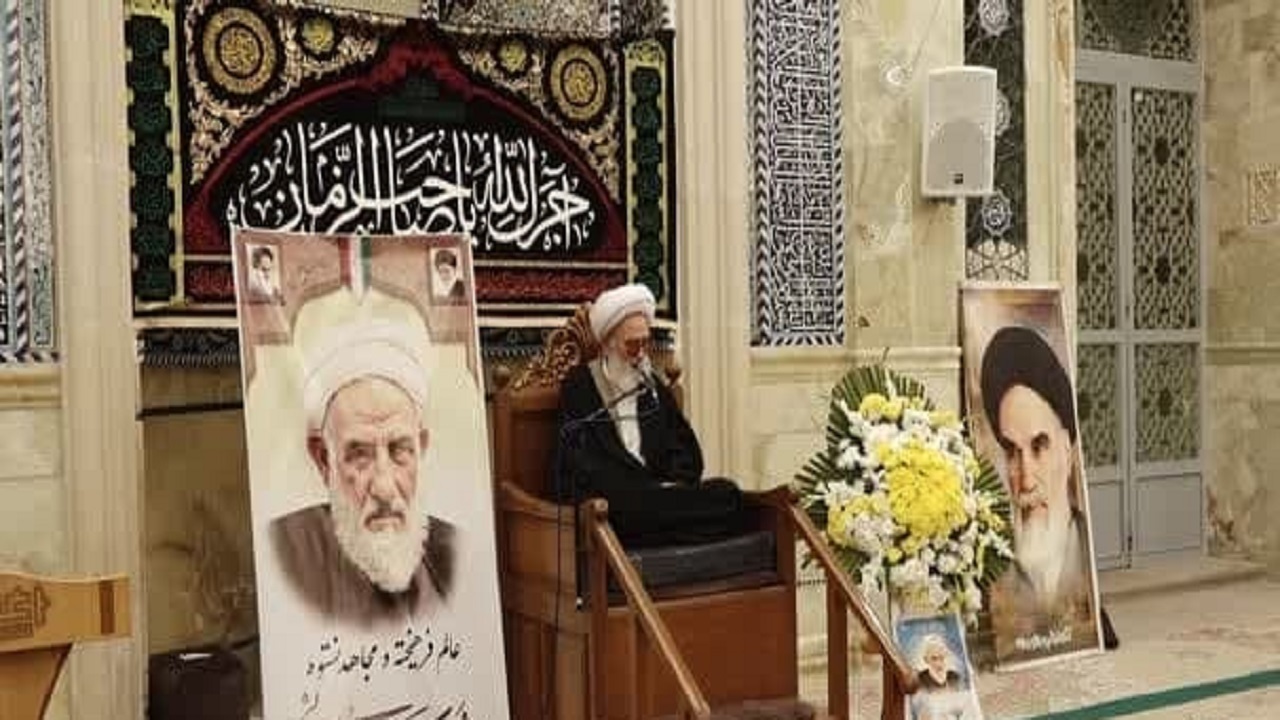 مراسم بزرگداشت شهید آیت الله سلیمانی در قم برگزار شد