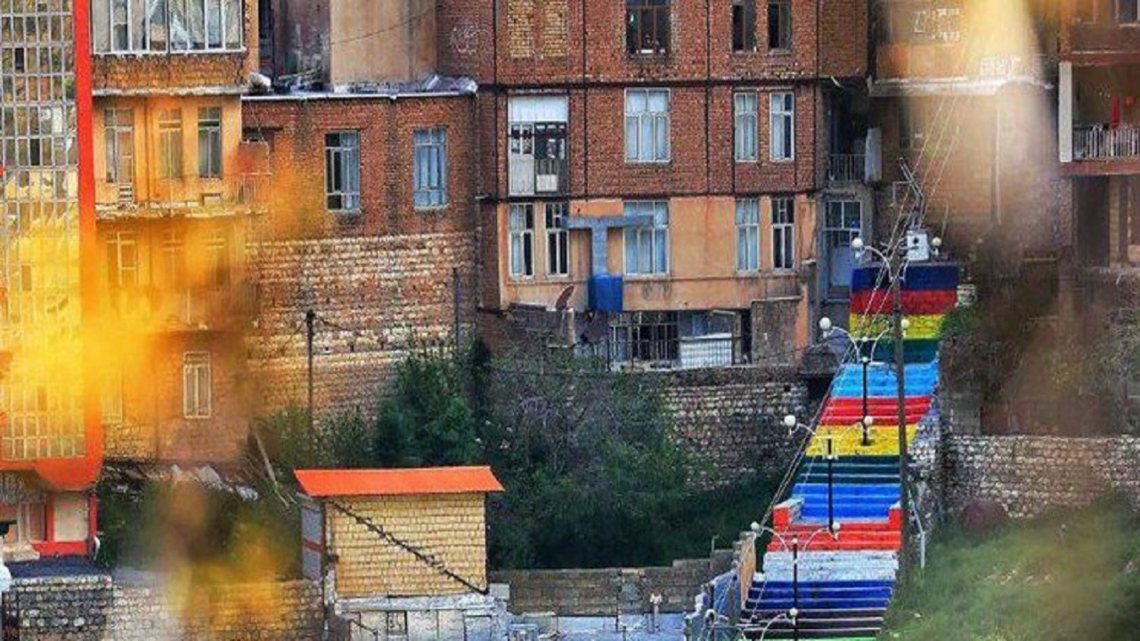 پاوه شهر پله های رنگی