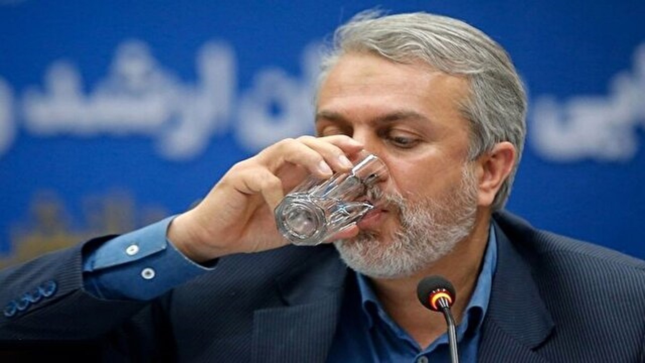 مجلس فاطمی امین را برکنار کرد