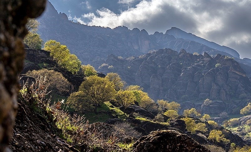 لرستان سرزمین آبشارها و ستیغ کوه&zwnj;های سربه&zwnj;فلک