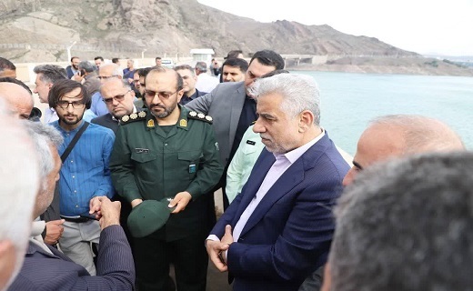 بازدید استاندار گیلان از سد سفیدرود