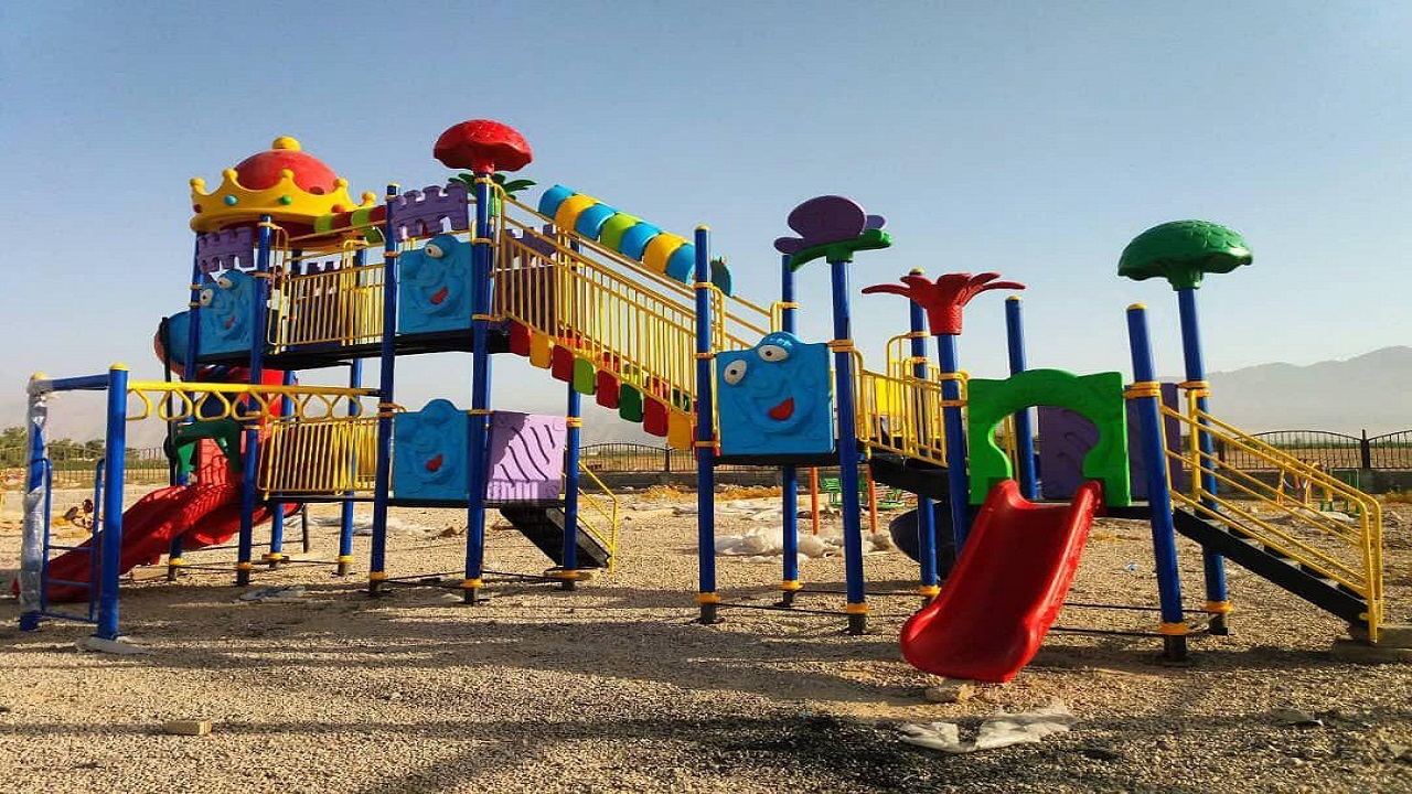 گلایه مندی اهالی شاپورآباد از نیمه کاره رها شدن پارک + فیلم