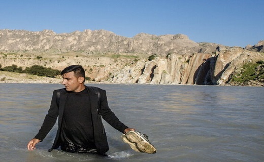 آن سوی کوهستان