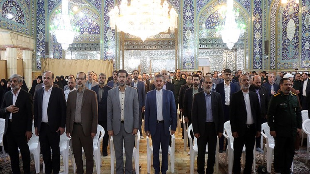معلمان قمی با آرمان‌های شهدا تجدید بیعت کردند
