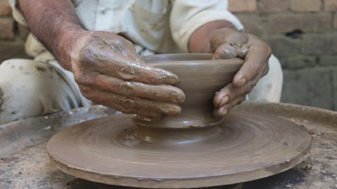 خانه خلاق سفال و صنایع دستی درهمدان راه‌اندازی می شود