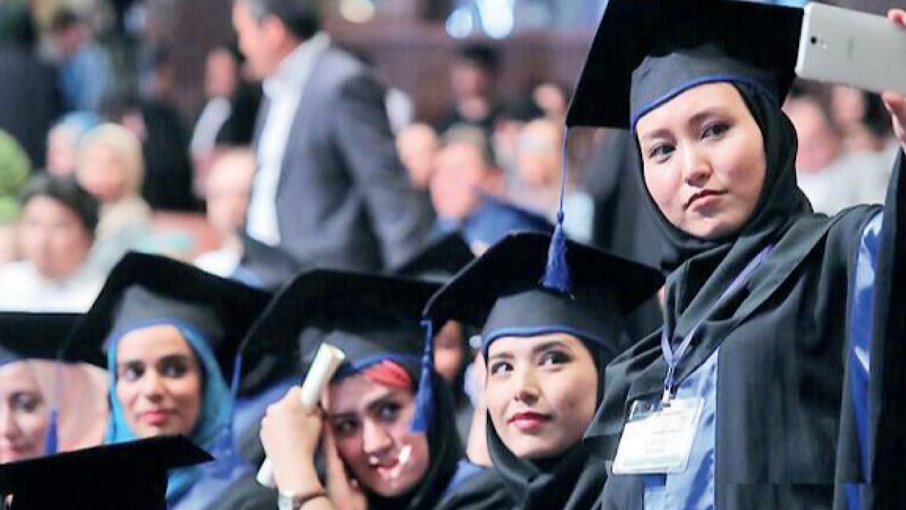 ۴۰ هزار دانشجوی افغانستانی در ایران تحصیل می‌کنند