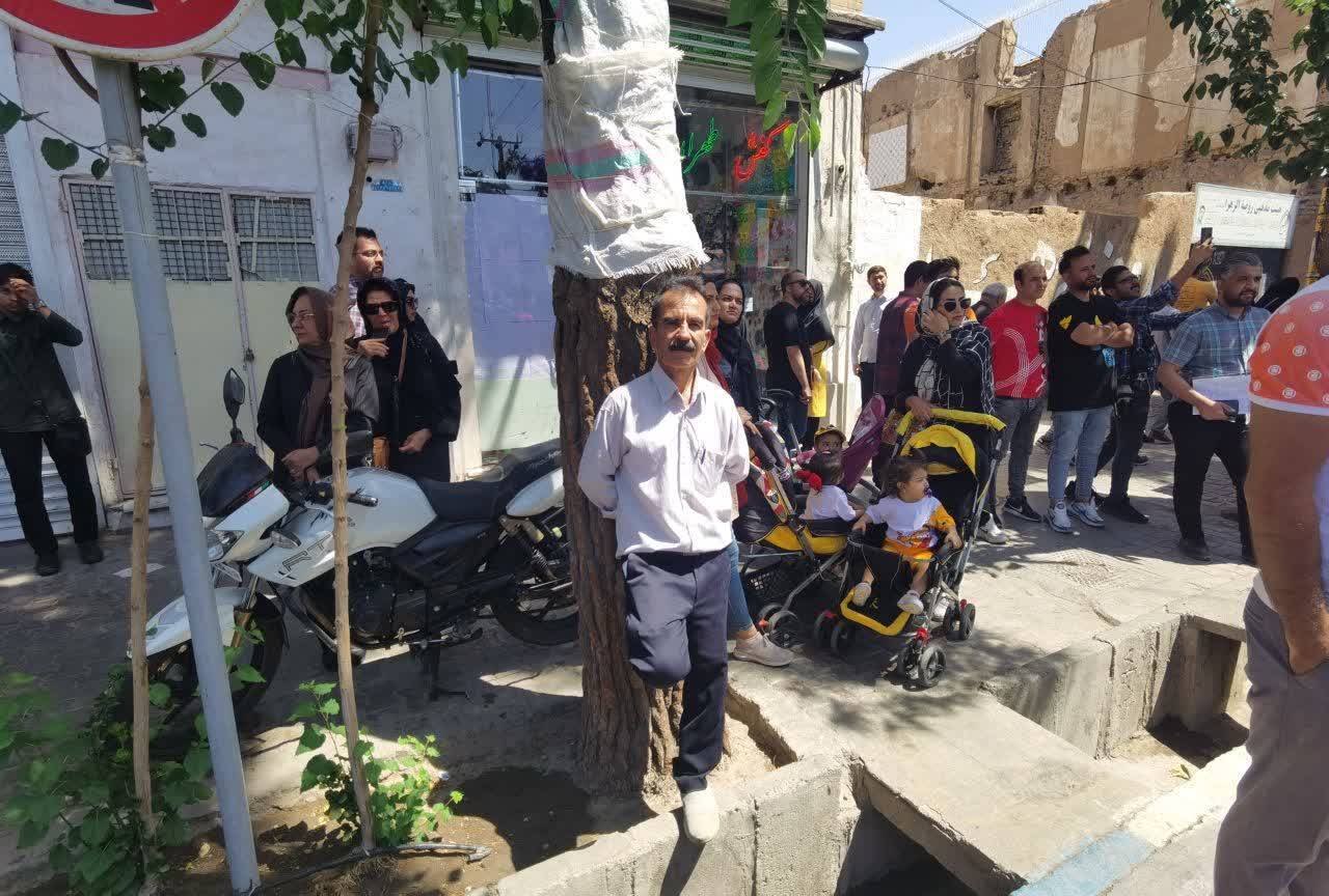 شرکت در مراسم تشییع شهید الداغی