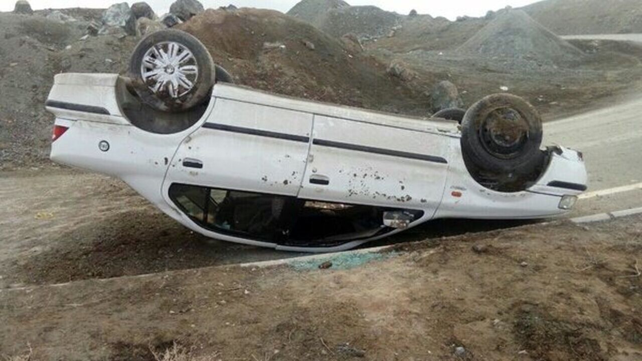 واژگونی خودرو در غرب سبزوار ۲ کشته و پنج مصدوم داشت