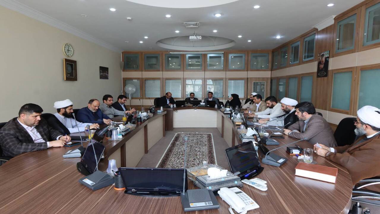 تدوین سند محتوایی بزرگداشت ایام مبارک دهه کرامت