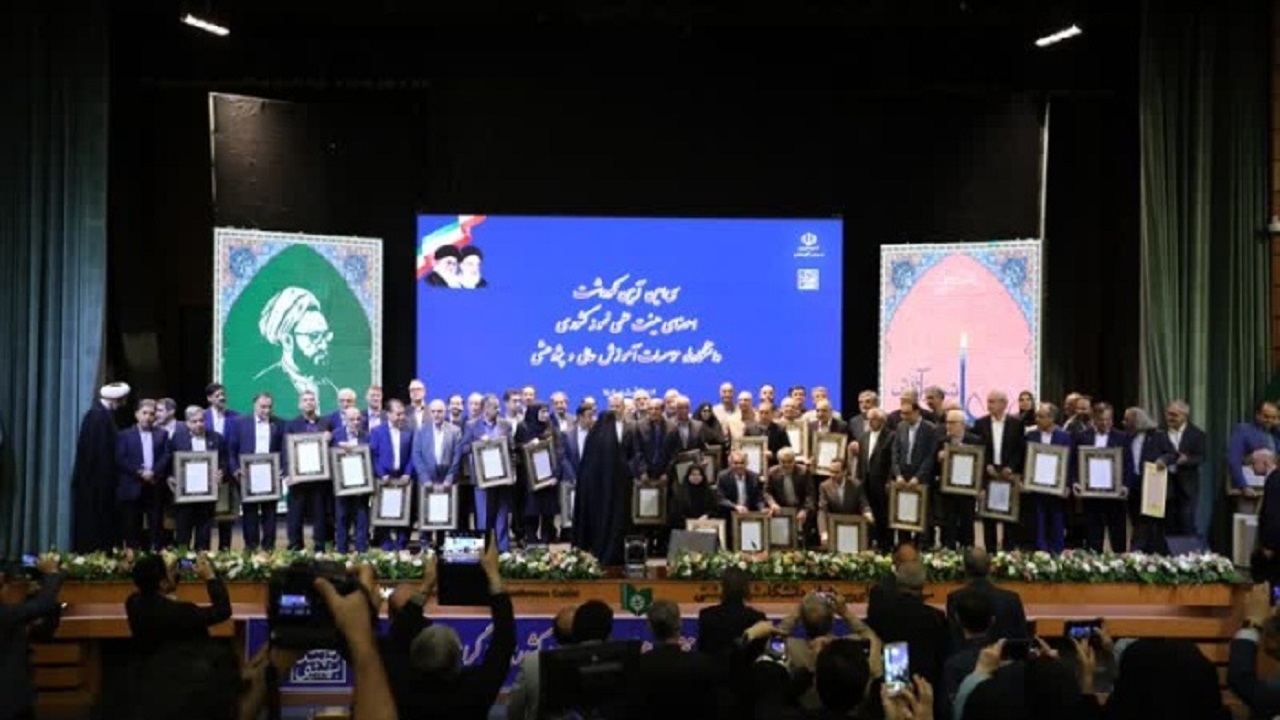 سه استاد آذربایجان شرقی نمونه کشوری شدند