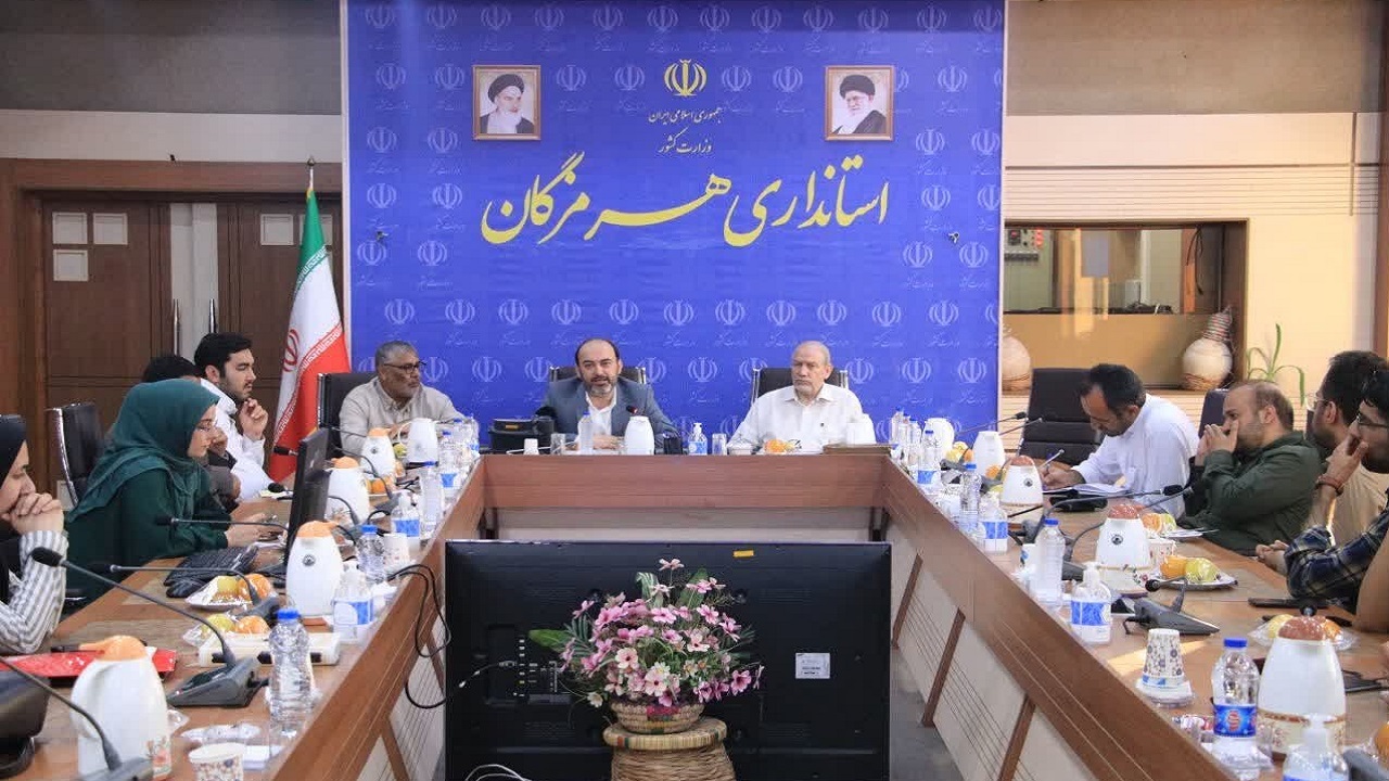 از کاهش نرخ بیکاری تا ساخت پتروپالایشگاه، نیروگاه اتمی و کارخانه تولید کاغذ