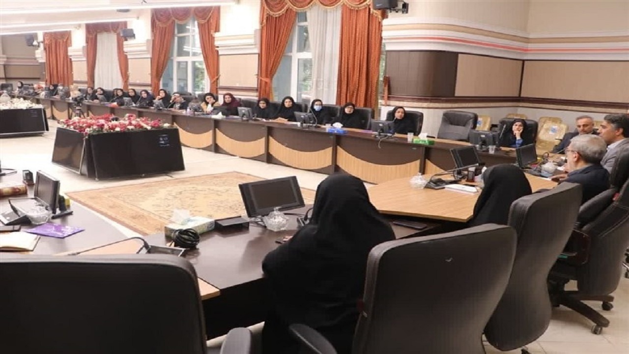 عضویت ۲۵۵۰ زن روستایی و عشایری قزوین در صندوق اعتبارات خرد زنان