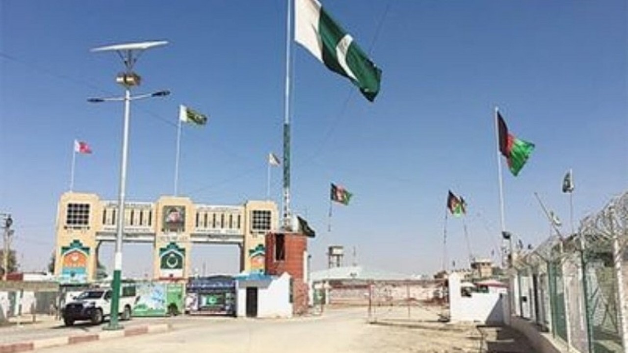 بازگشت بیش از ۳۴۰ مهاجر افغانستانی از پاکستان