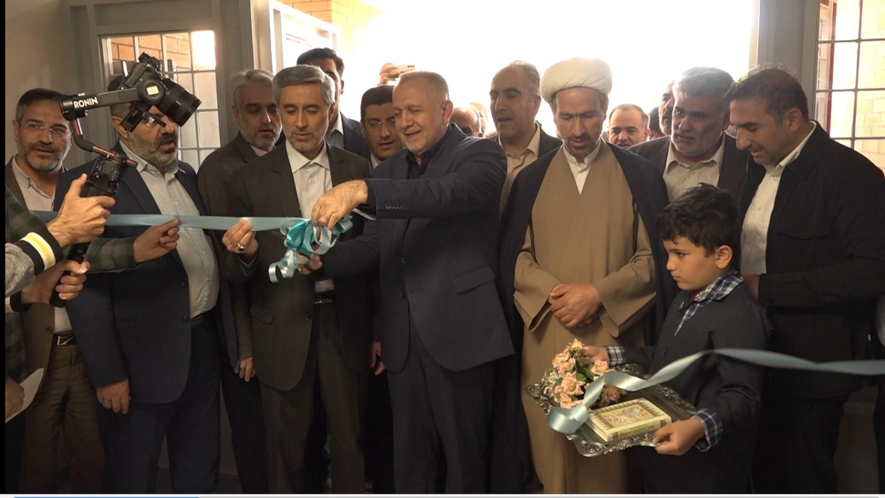 طرح‌های ستاد اجرایی فرمان امام در همدان افتتاح شد