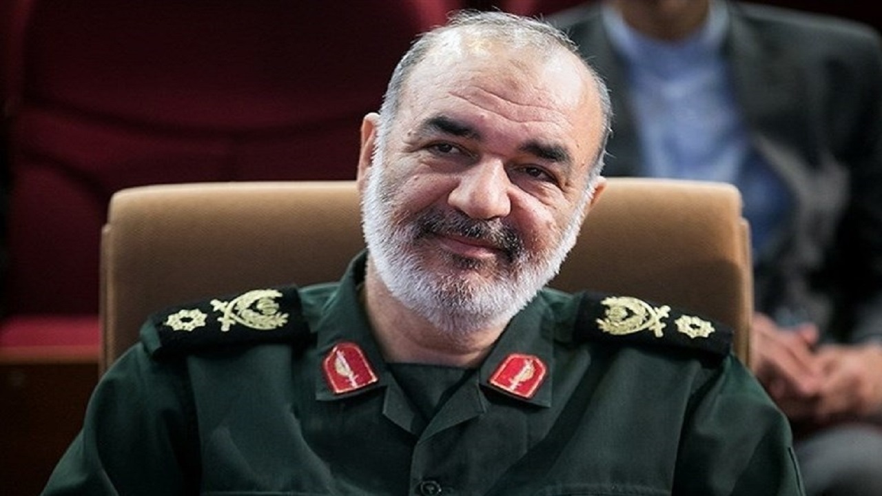 تسلیت سرلشکر سلامی به مناسبت درگذشت پدر شهیدان دقیقی کاشانیان