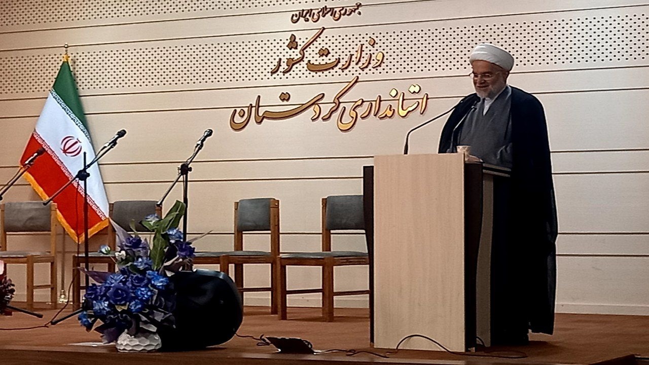 مردم کردستان لایق بهترین خدمات هستند