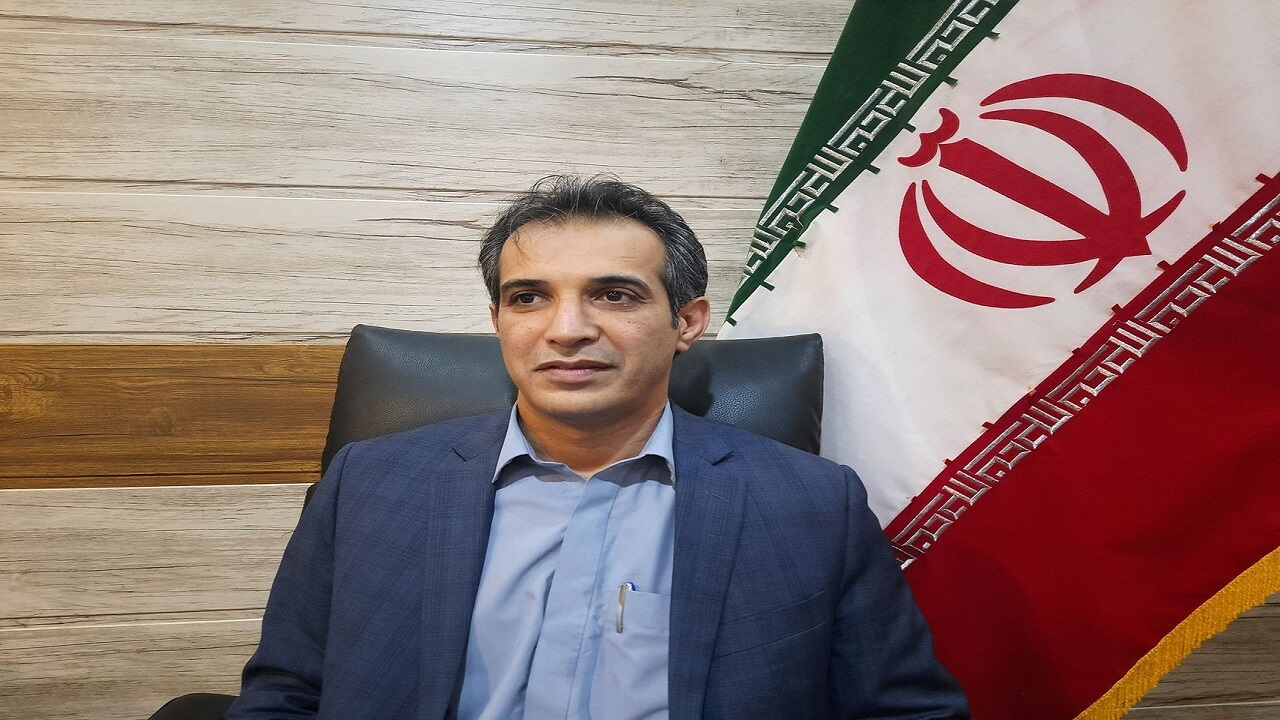 زیرساخت‌های مخابراتی در مسیرهای روستایی این شهرستان فرسوده است