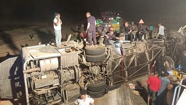 تصادف شدید در مصر چپ شدن اتوبوس