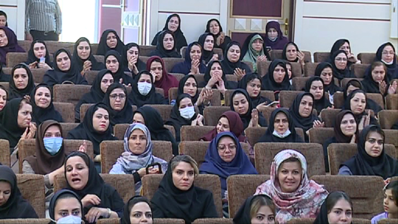 تجلیل از ماما‌ها در قزوین+ فیلم