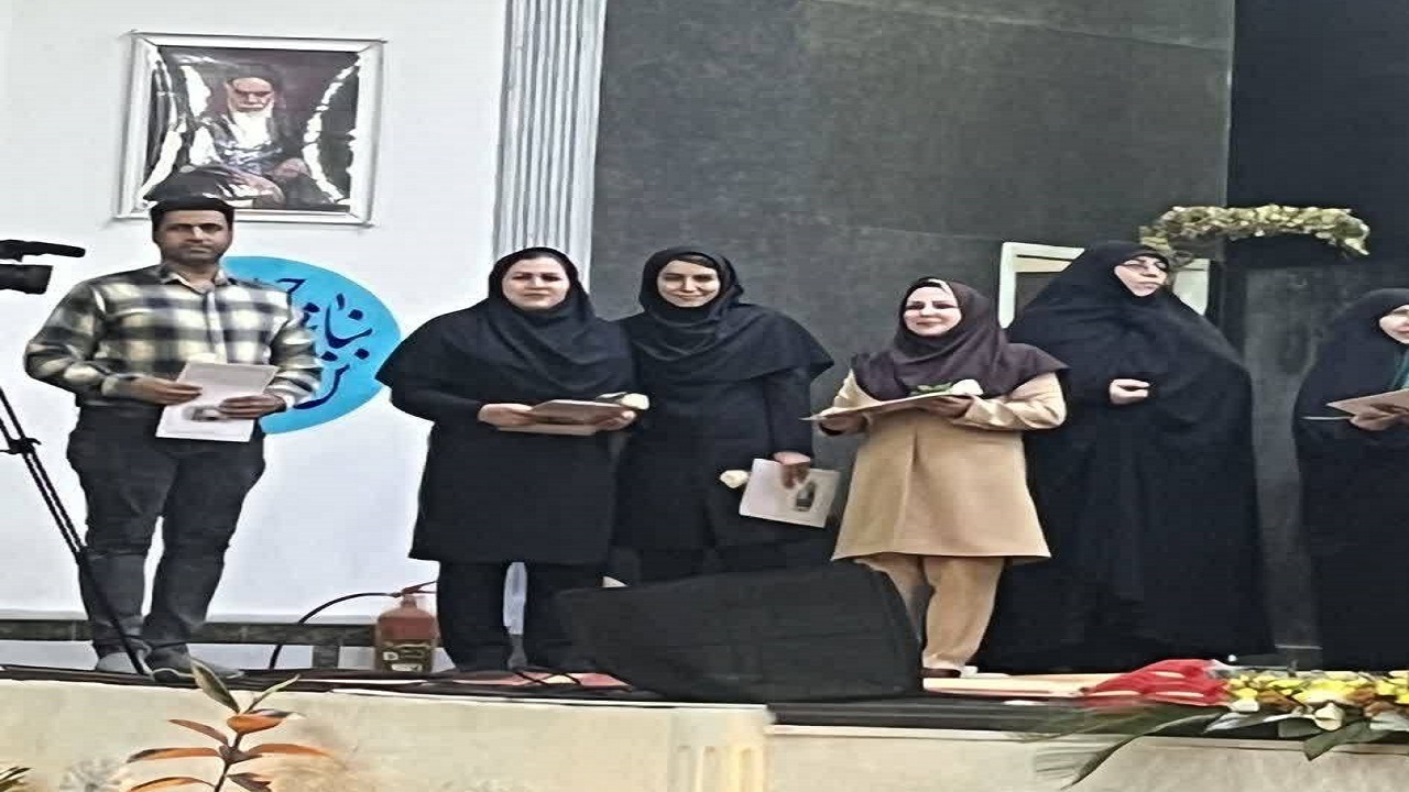 تجلیل از معلمان خوزستانی رتبه‌های برتر کشوری طرح شهید کاظمی آشتیانی