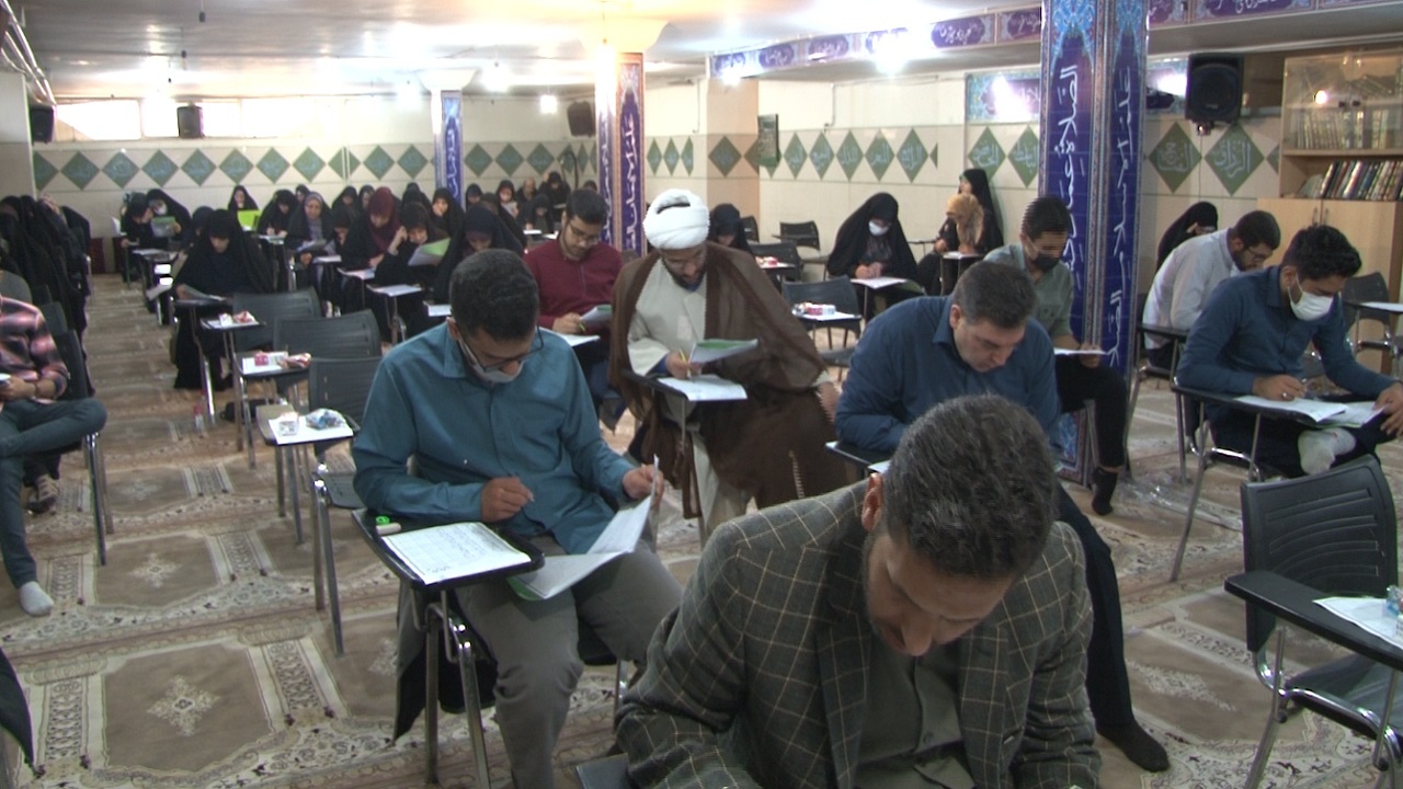 هجدهمین آزمون ملی طرح اعطاء مدرک قرآن در همدان