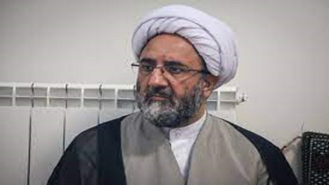 دیدار جمعی از کارگران شهرستان ورزقان با امام جمعه این شهر