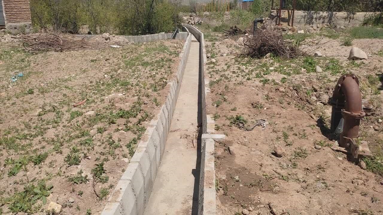 افتتاح کانال آبیاری به طول ۳ هزار و ۵۰۰ متر در مرند