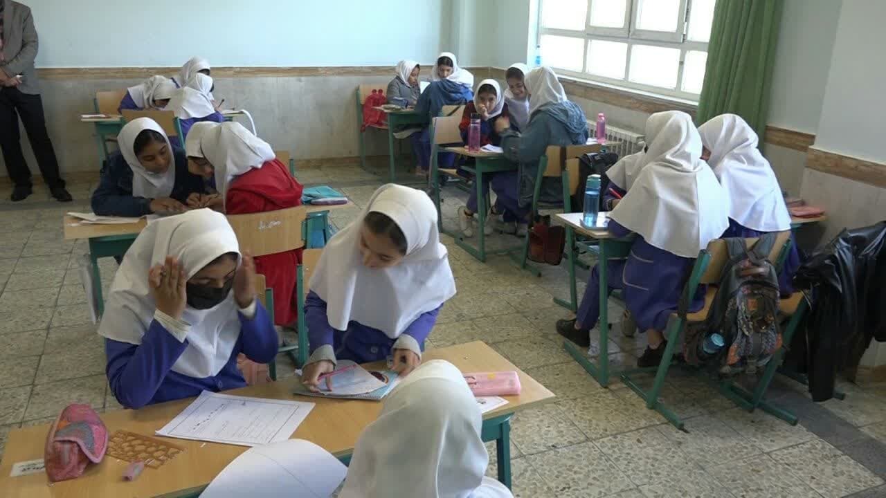 حضور دانش آموزان تکابی در بزرگ‌ترین رویداد علم ریاضی