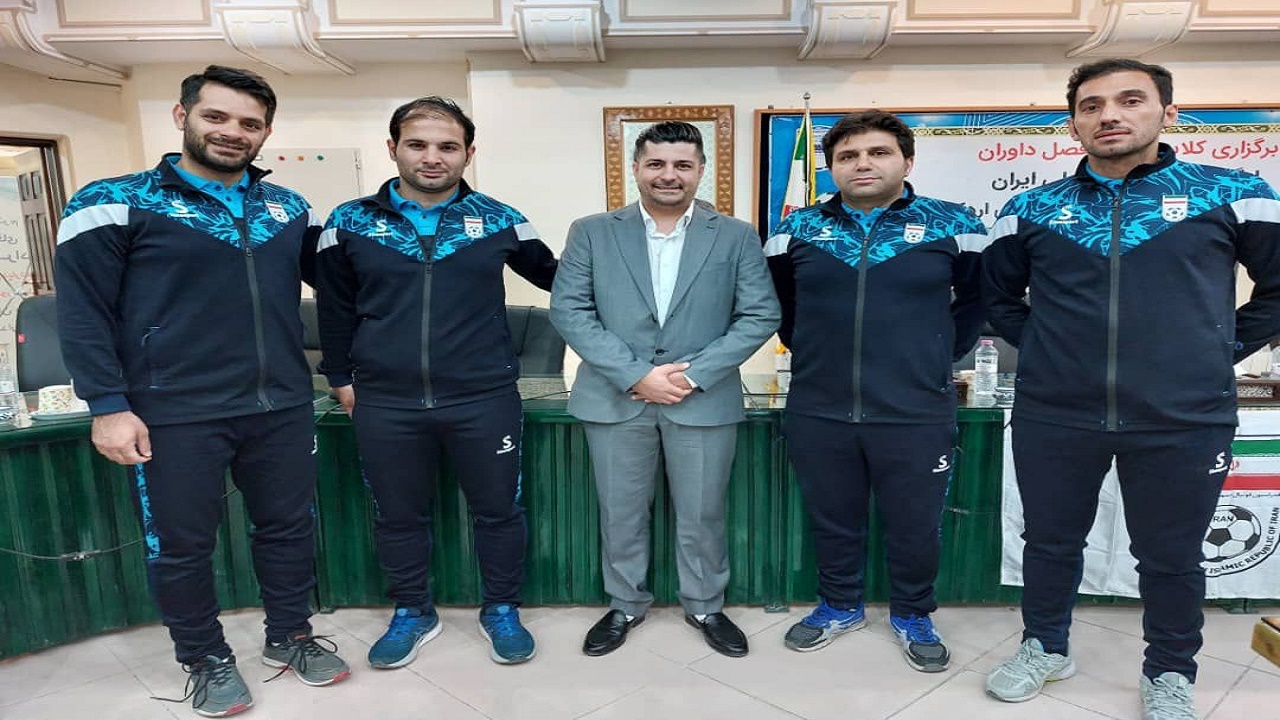 داوران مازندرانی در کلاس دانش افزایی پیش فصل لیگ برتر فوتبال ساحلی